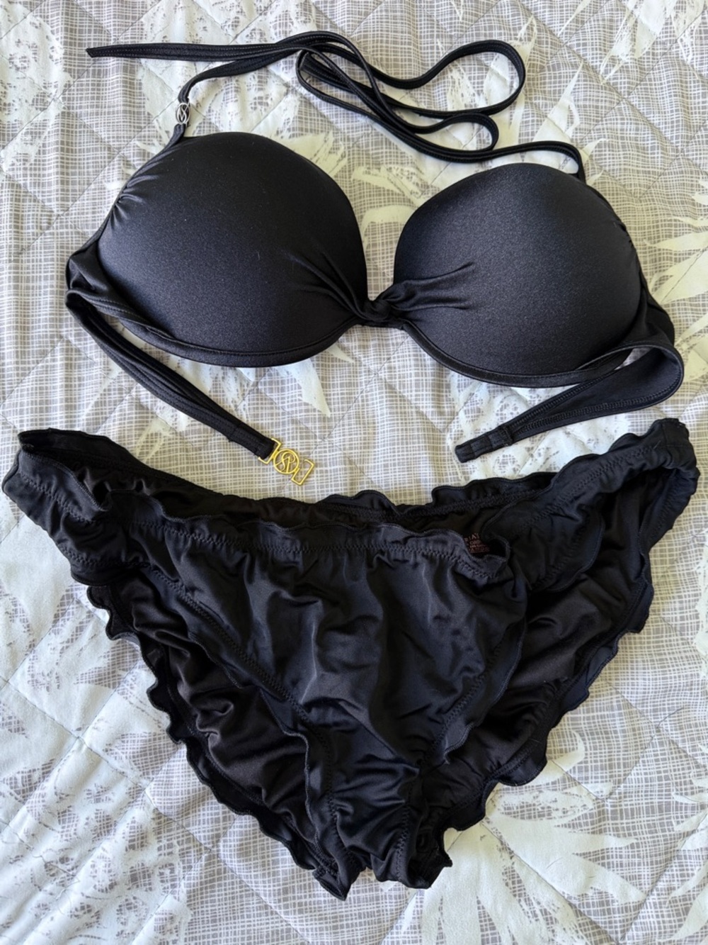 Victoria’s Secret 34DD L Black Padded Bikini Set - Classic Two-Piece Swimwear